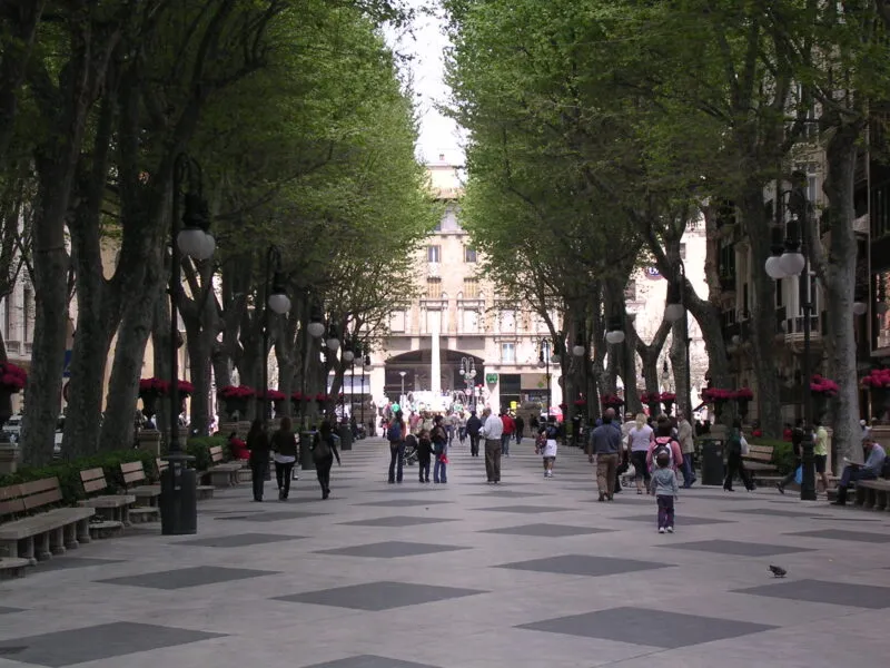 Passeig del Born (Paseo del Borne) – Palma’s Most Iconic Promenade