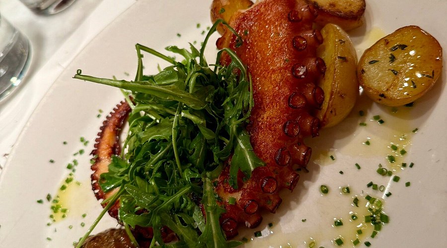 Restaurants & Bars in Palma for Wine Lovers 9 El Camino Palma