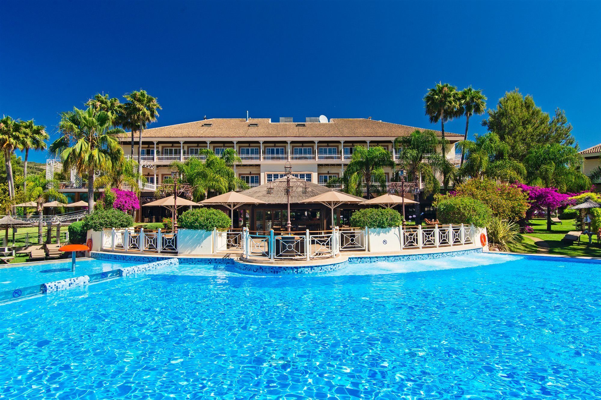 Golf Resorts in Mallorca – Stay & Play 13 Lindner Golf Resort Portals Nous