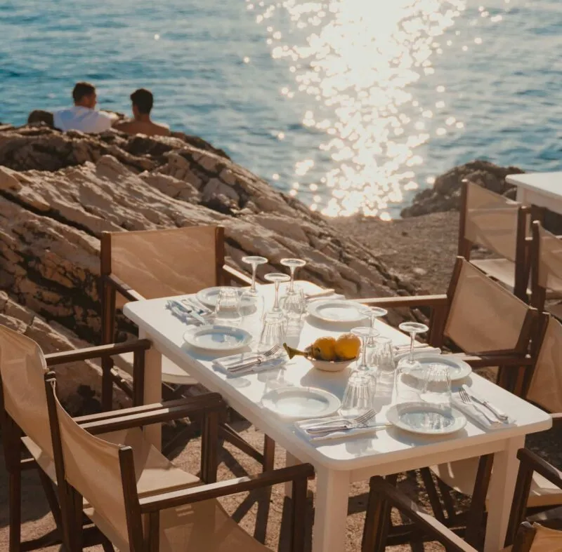 Beachfront Restaurants & Bars in Palma – Where to Eat by the Sea