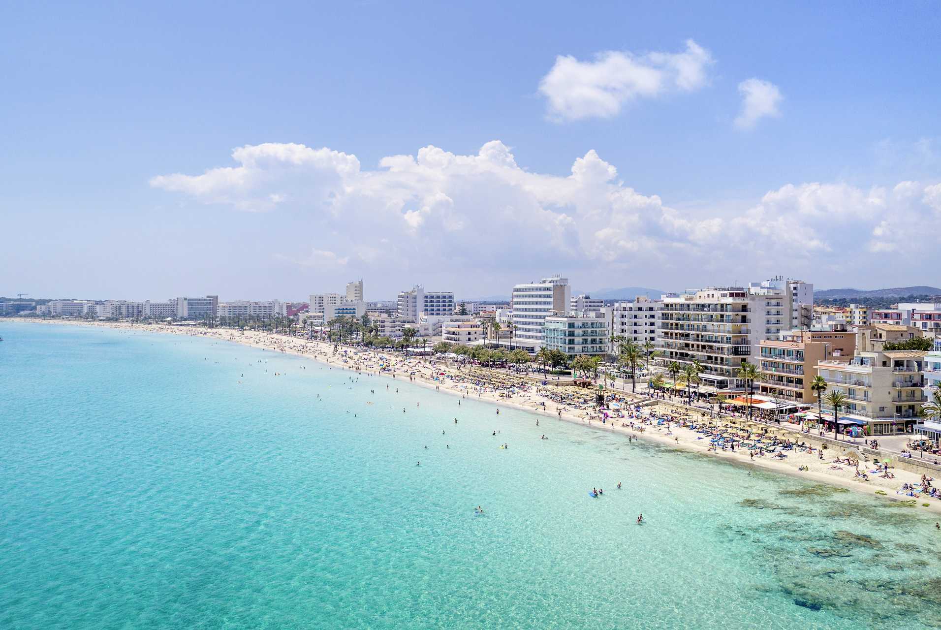 Beach Guide: Cala Millor – Mallorca’s Family-Friendly Resort Beach