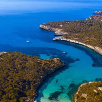 Visit Cala Mondrago in Mallorca