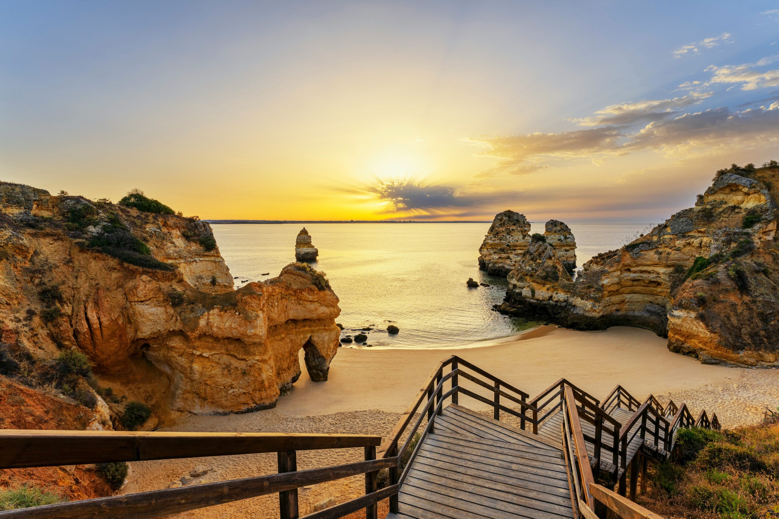 Mallorca Honeymoon Guide: Things to Do & Dreamy Itineraries