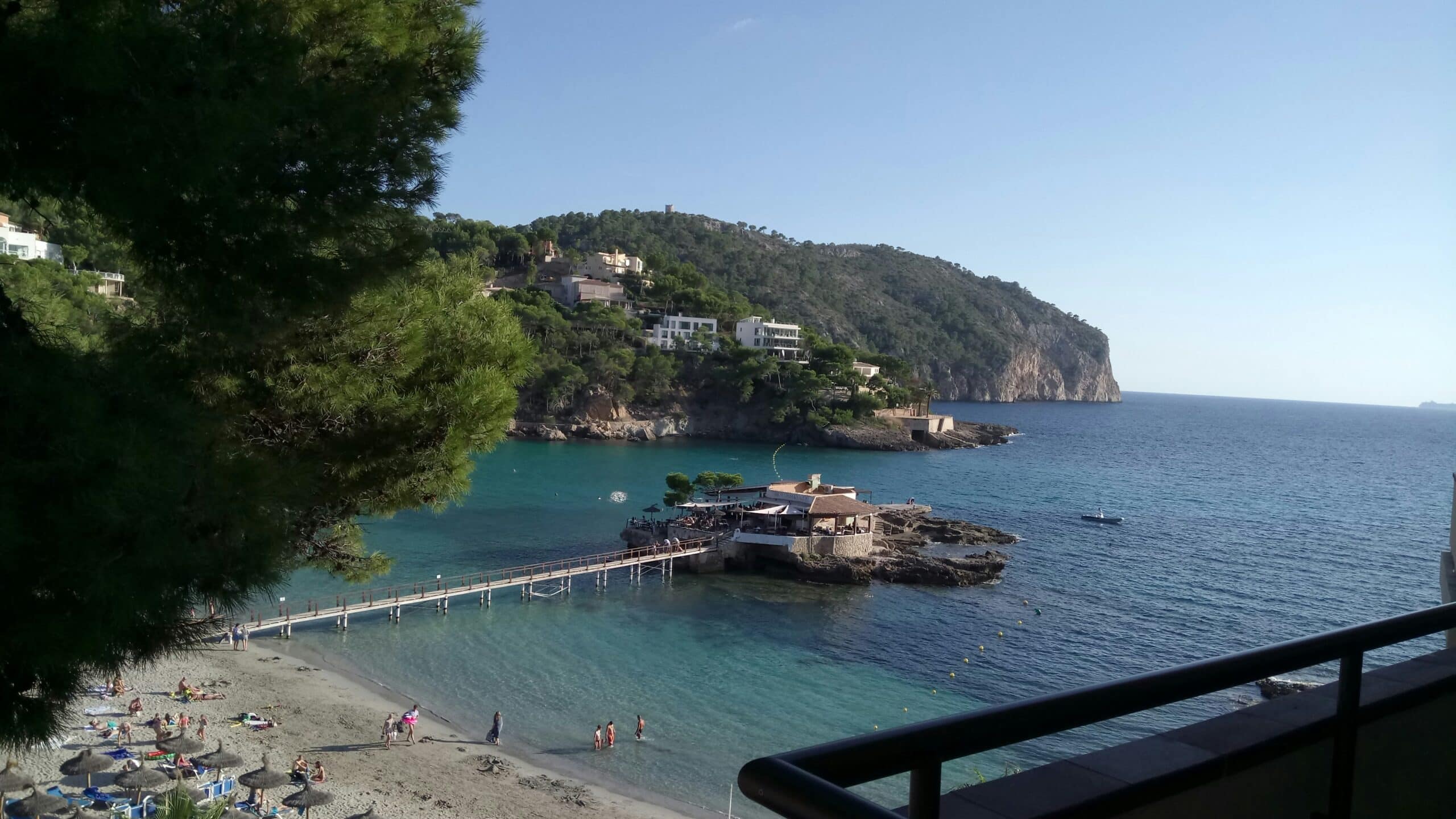 Camp de Mar, Mallorca – Tranquility, Golf, and Seaside Beauty
