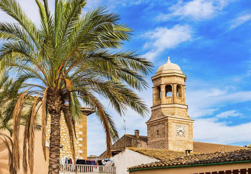Lloseta, Mallorca – Industry, Culture & Gateway to the Tramuntana