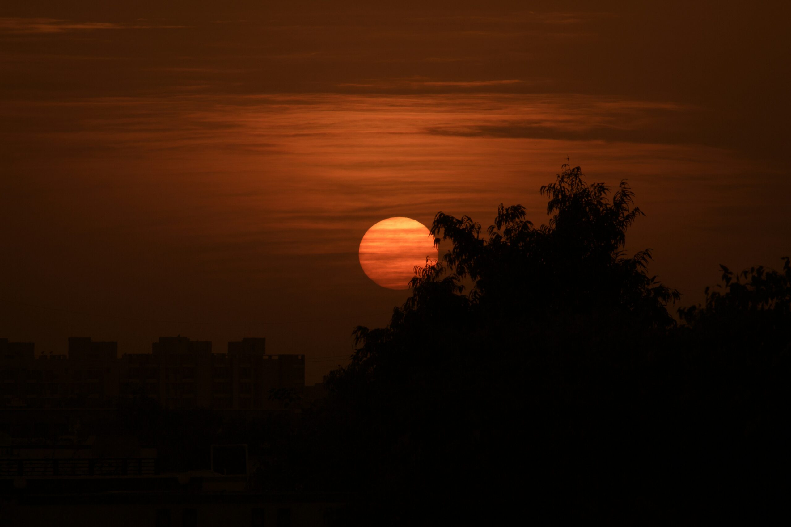 Blood Moon over Mallorca (Sept 7–8, 2025) – Where to Watch from Palma & Beyond