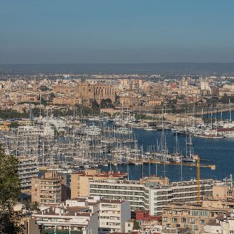 Aerial view of Palma Bay with the Cathedral and waterfront stretching toward Playa de Palma