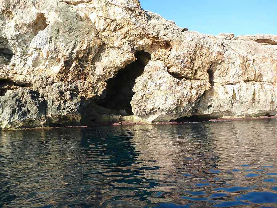 Cala Sa Nau Beach Rocks Mallorca