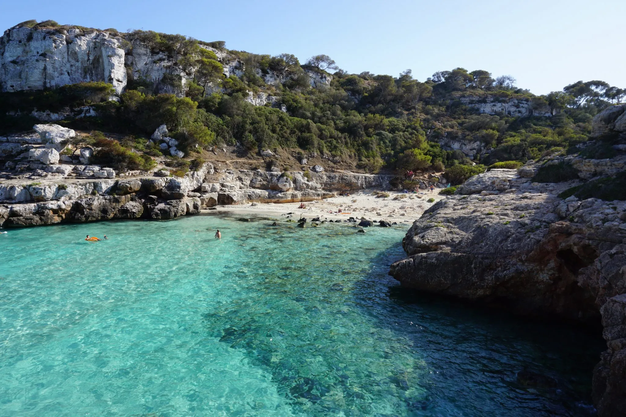 Cala Màrmols beach in mallorca