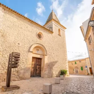 Stone house in Moscari village, Mallorca