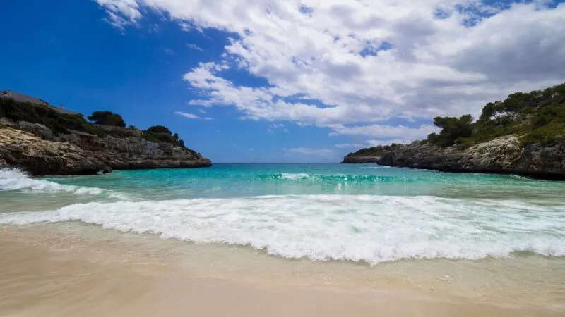 Beach Guide: Cala Anguila, Cala Mendia & Cala Romàntica (East Coast Trio)