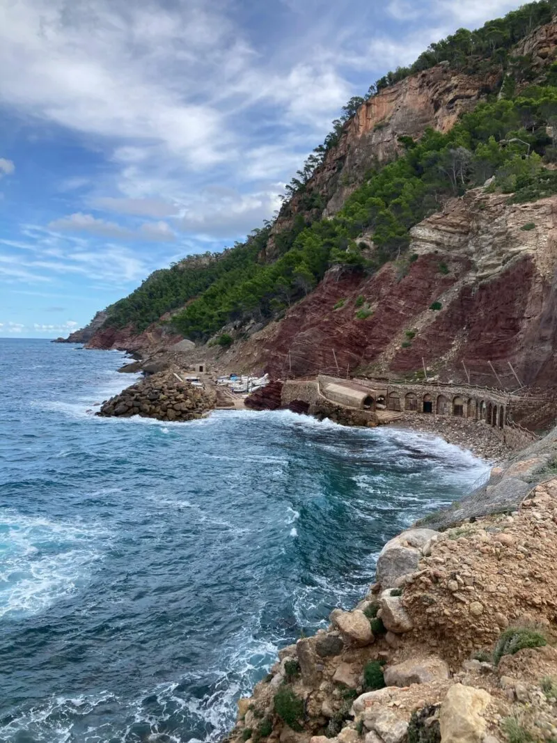 Beach Guide: Cala Estellencs