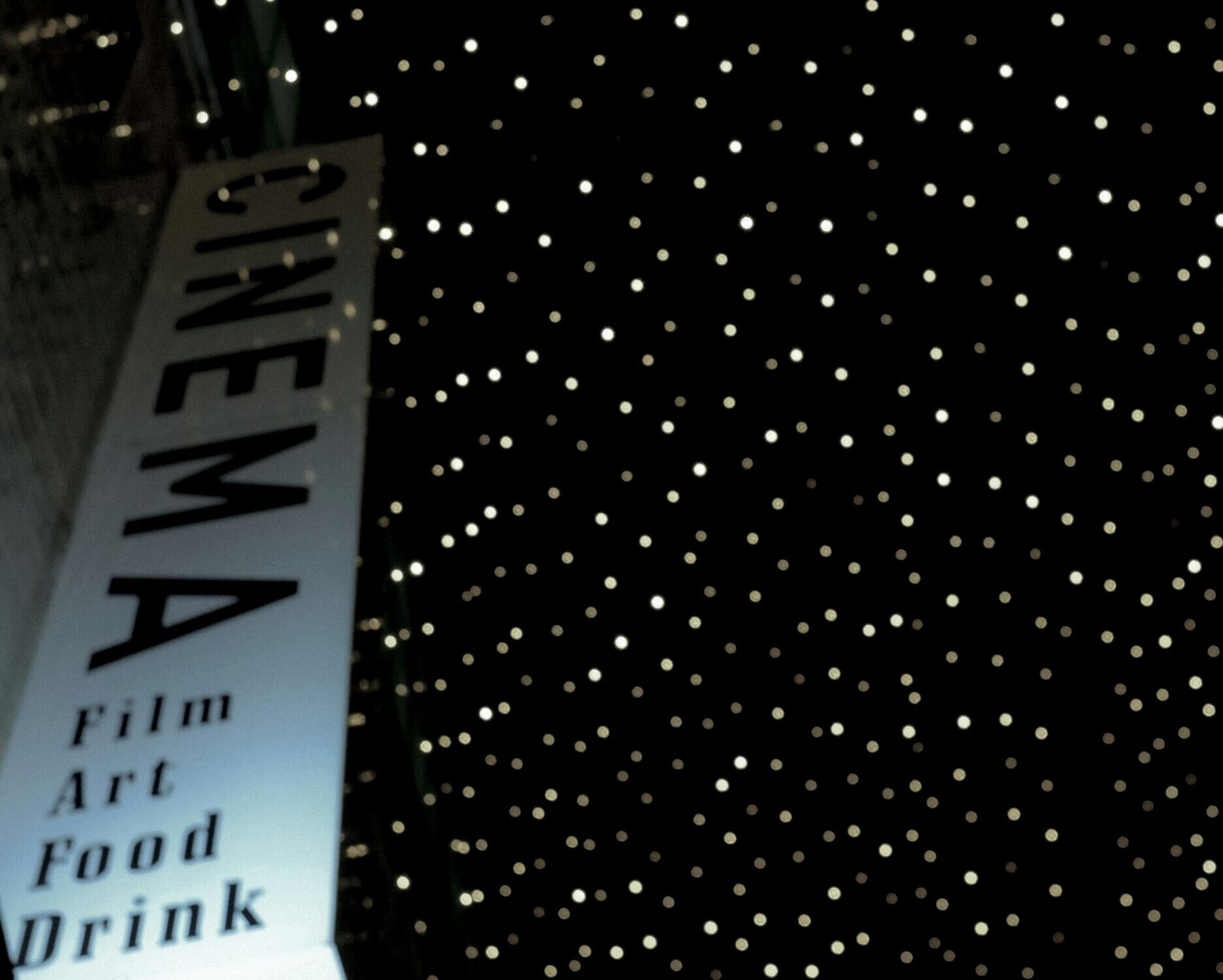 Cinema a la Fresca Palma: Open-Air Movies at Parc de la Mar