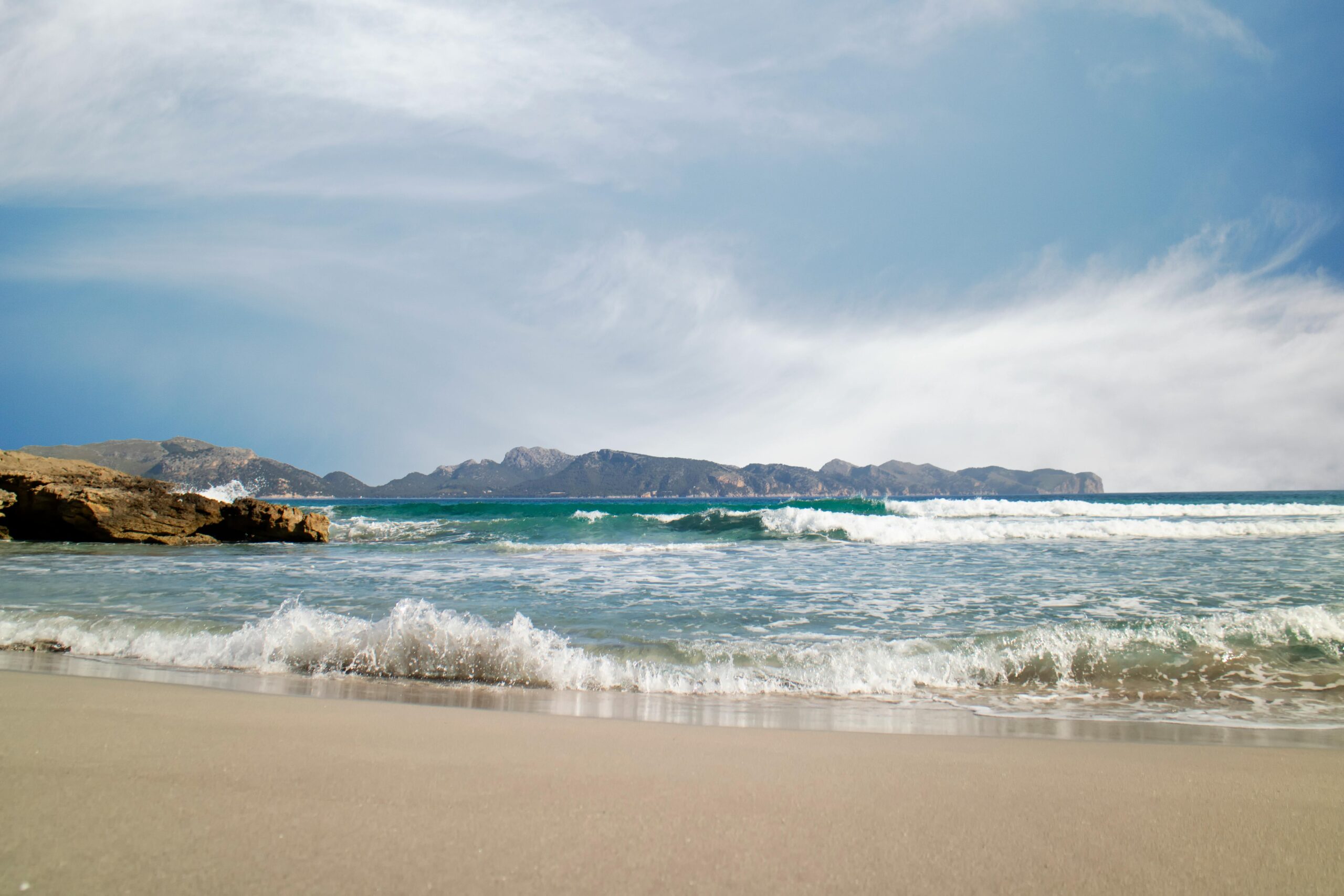 Beach Guide: Cala Antena
